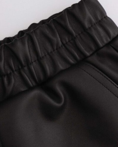 Pantallona të shkurta - imitim lëkure - ZC4119401SGJ-021